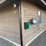 V Farstadsanden Anders Sandvigsvei 9 Julshamn