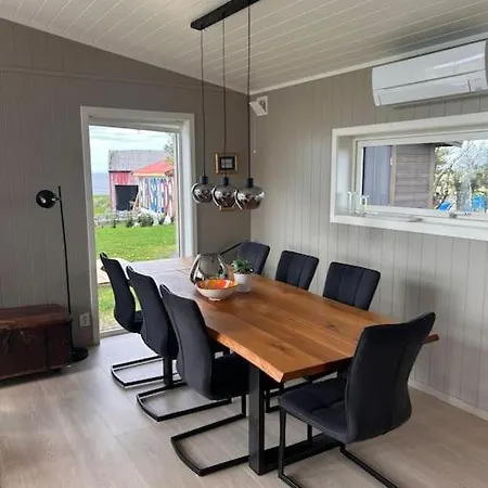 V Farstadsanden Anders Sandvigsvei 9