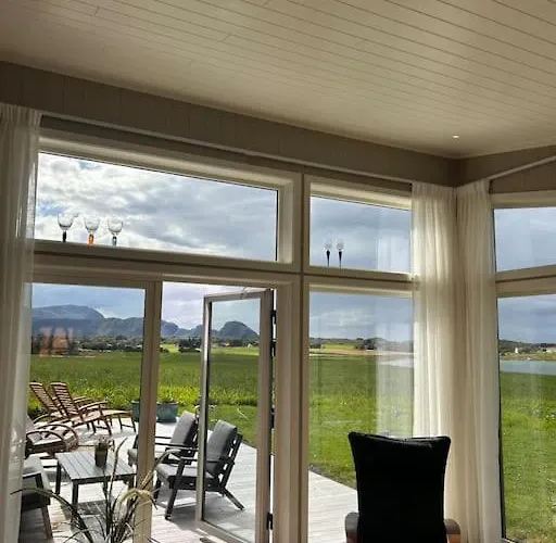 V Farstadsanden Anders Sandvigsvei 9