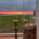 V Farstadsanden Anders Sandvigsvei 9 *